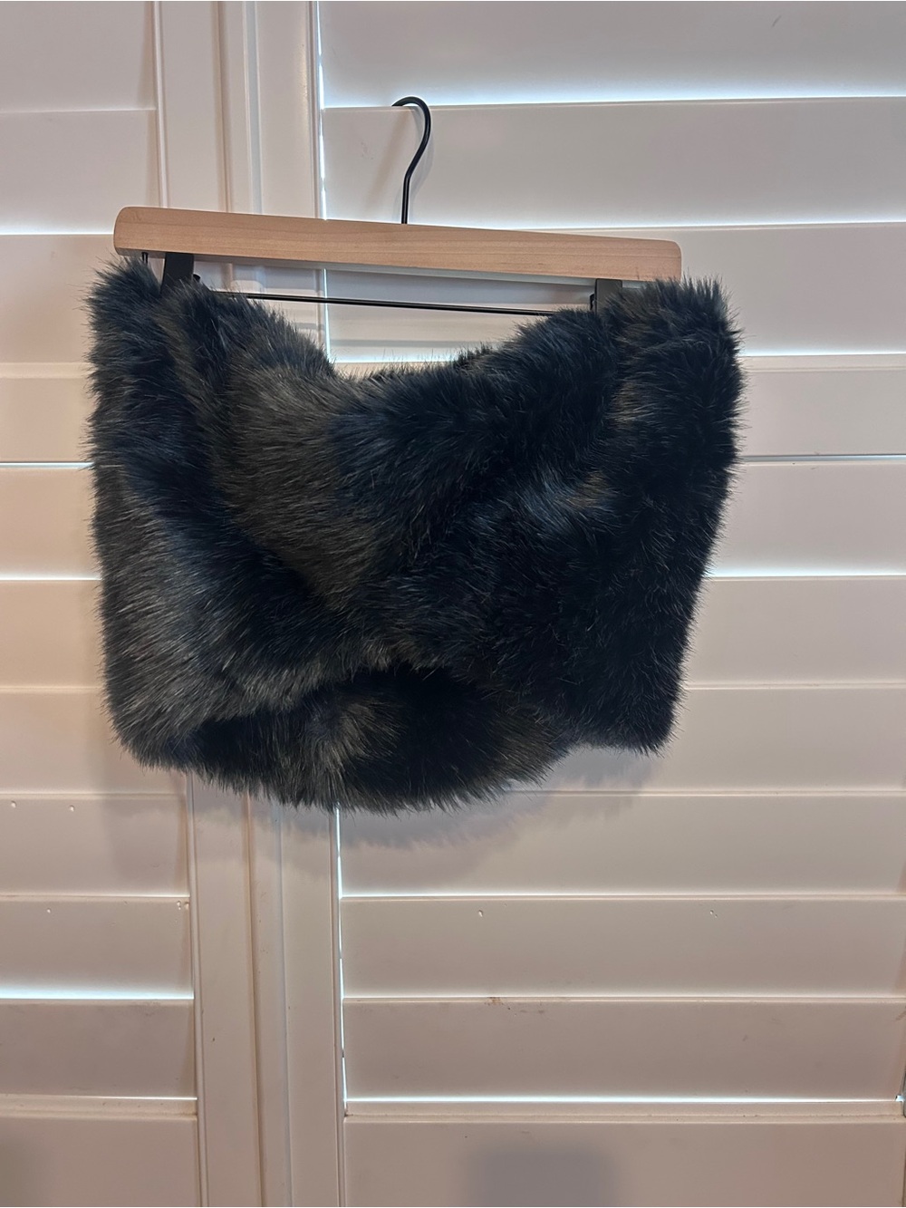 Anthropologie Faux Fur Wrap Shrug Shoulder Wrap Black OS